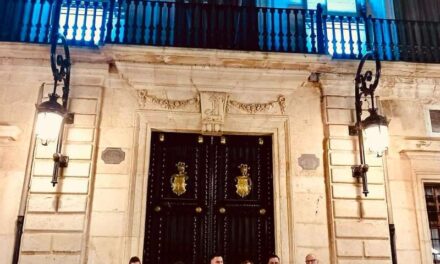 Sueca s’unix al moviment Light it up blue per a commemorar el Dia Mundial de Conscienciació de l’Autisme