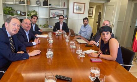 València critica que Transports no té terminis, ni pressupost per al soterrament de les vies de Serradora