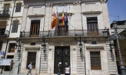 Els impulsors de la moció de censura de Sueca esperen que se celebre a mitjan agost
