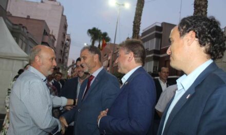 Nules recorda els orígens de la seua fira agrícola i homenatja els expositors més longeus
