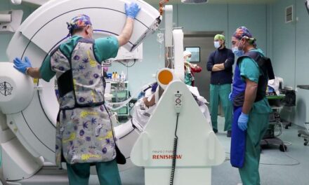 La Fe és un dels primers hospitals públics d’Espanya a tractar tumors cerebrals malignes amb tecnologia làser