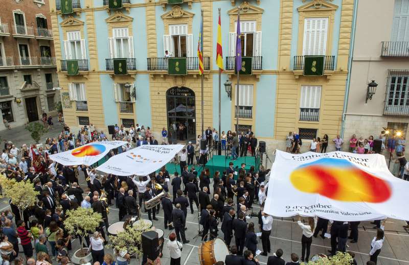 La Diputació reunix 250 músics de huit bandes valencianes per a celebrar l’arribada del 9 d’Octubre
