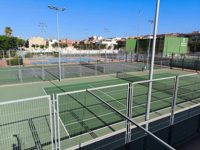 El Poliesportiu Municipal de Sedaví millora les seues instal·lacions