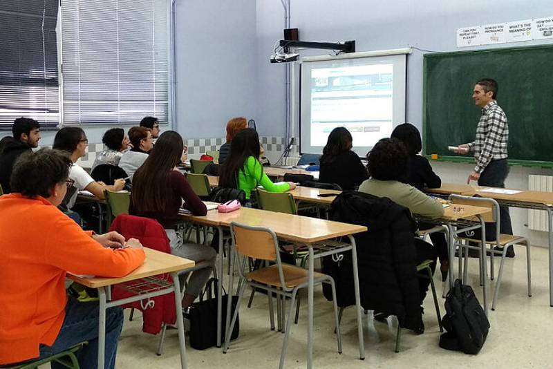 Denuncien la falta de 119 docents d’Orientació en els IES valencians per la no aplicació de les plantilles