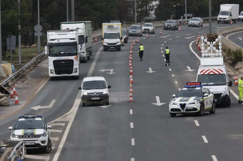 Poques retencions de trànsit en l’entrada a València en una jornada marcada per la nova DANA