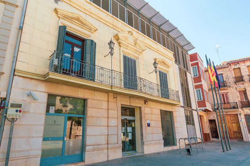 Massamagrell aprova, amb els vots de l’equip de govern, llevar el nom de Joan Fuster i Ortells al Centre Cultural