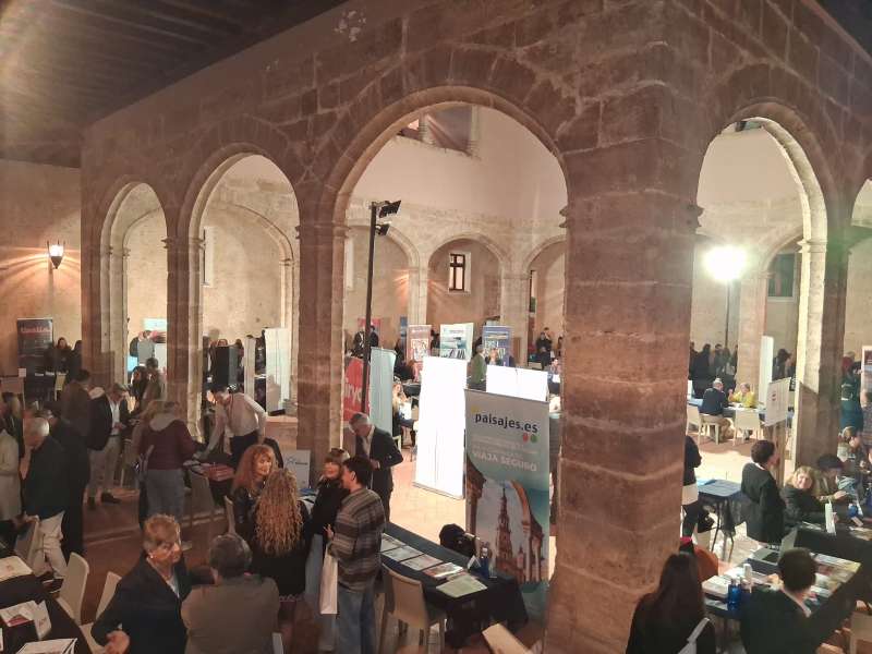 La Diputació de València presenta l’oferta turística de la província a prop de 300 professionals d’agències de viatges