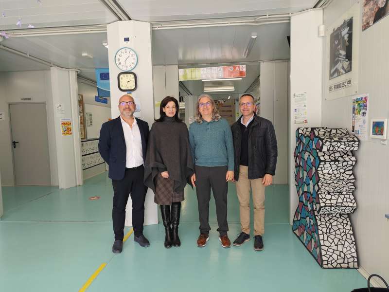 Marta Armendia, directora general de Formació Professional, visita Canals