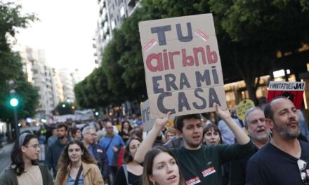 València clama per la baixada en els lloguers i contra els alts preus de l’habitatge