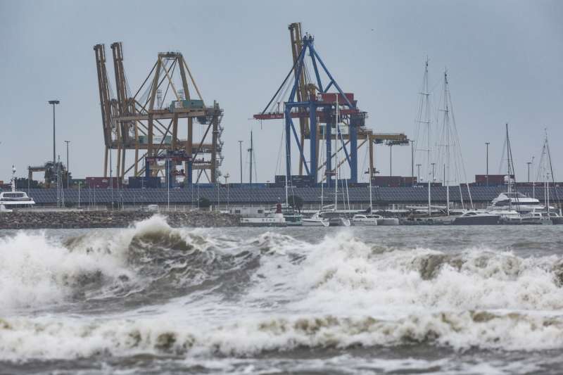 ‘Homes arrapa’, ‘ganxos cecs’ i ‘guarderies’: així operava la banda vinculada als Hell’s Angels que va introduir 1.000 quilos de cocaïna pel port de València