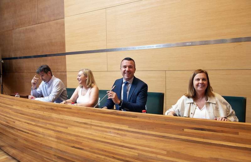 La Diputació de València activa un pla de xoc per a simplificar burocràcia i reduir terminis administratius