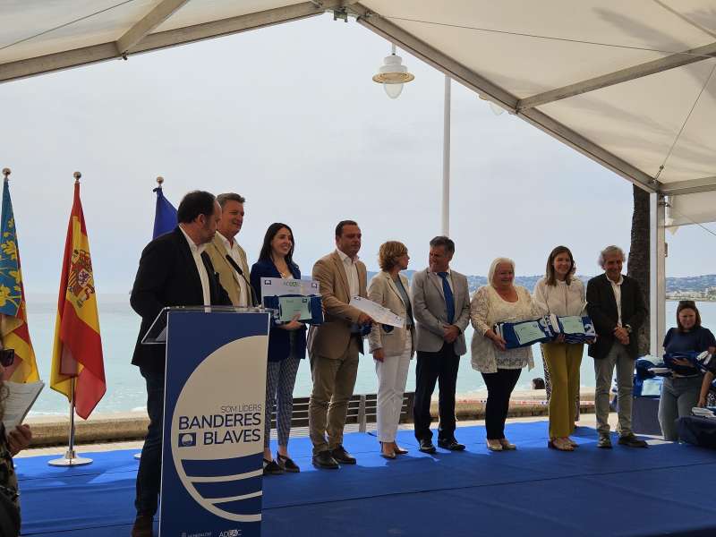 Orpesa revalida un any més les seues cinc Banderes Blaves: quatre per a totes les seues platges i una per al port esportiu