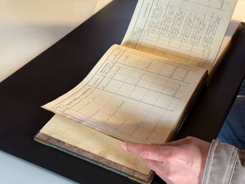 Albalat dels Sorells recupera part de la seua història amb la donació d’un llibre del cadastre de 1911