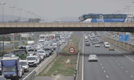 Les carreteres valencianes sumen prop de 40 quilòmetres de retencions aquest dilluns