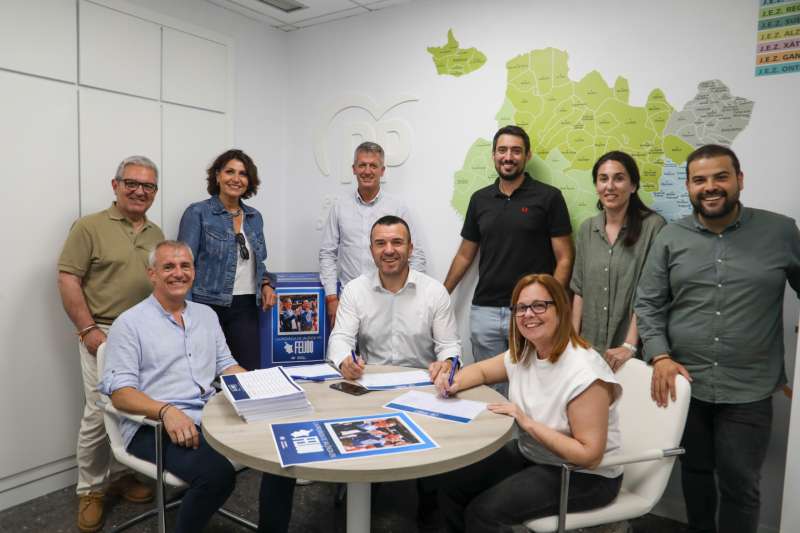 Mompó anuncia una campanya provincial per a exigir a Sánchez que deixe d’asfixiar la reconstrucció