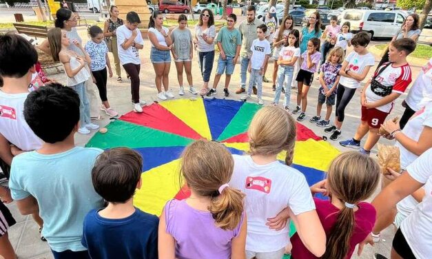 La Pobla de Farnals celebra la tercera edició de la Fira dels Drets de la Infància i l’Adolescència
