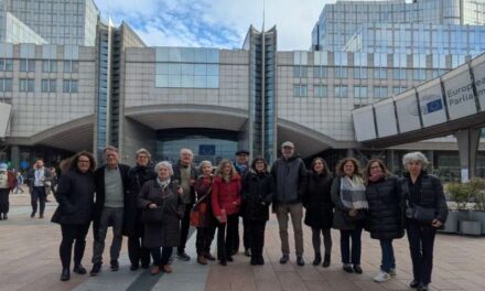 Gandia participa al Parlament Europeu en les jornades “Franquisme sense Franco”