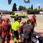 Els bombers rescaten en helicòpter a una senderista ferida en el Montgó